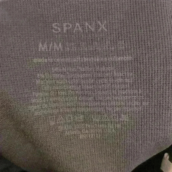 SPANX Look At Me Now Seamless Leggings, Black Camo, Womens Size Medium - Picture 7 of 8